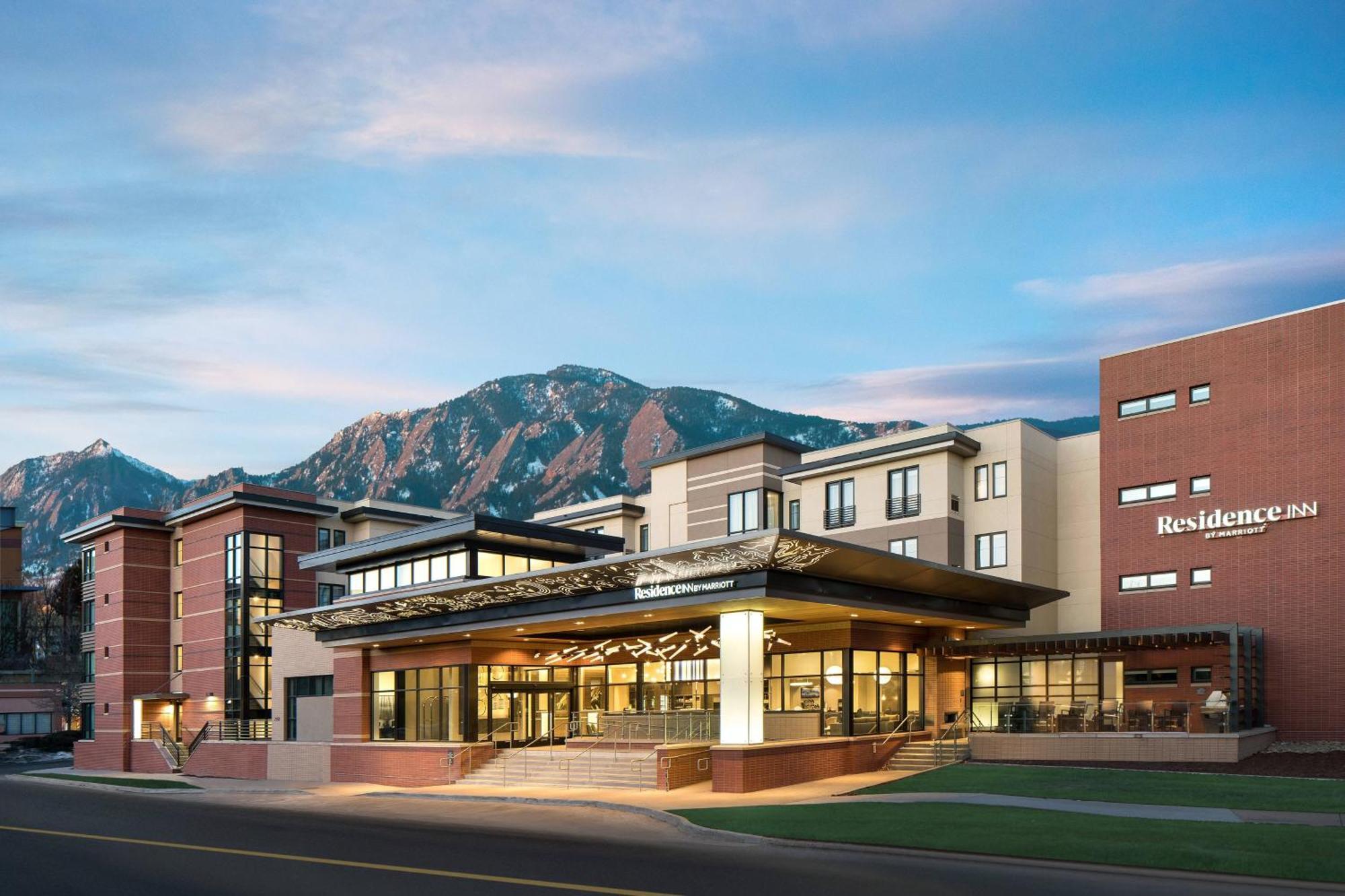 Residence Inn By Marriott Boulder Canyon Boulevard Екстер'єр фото